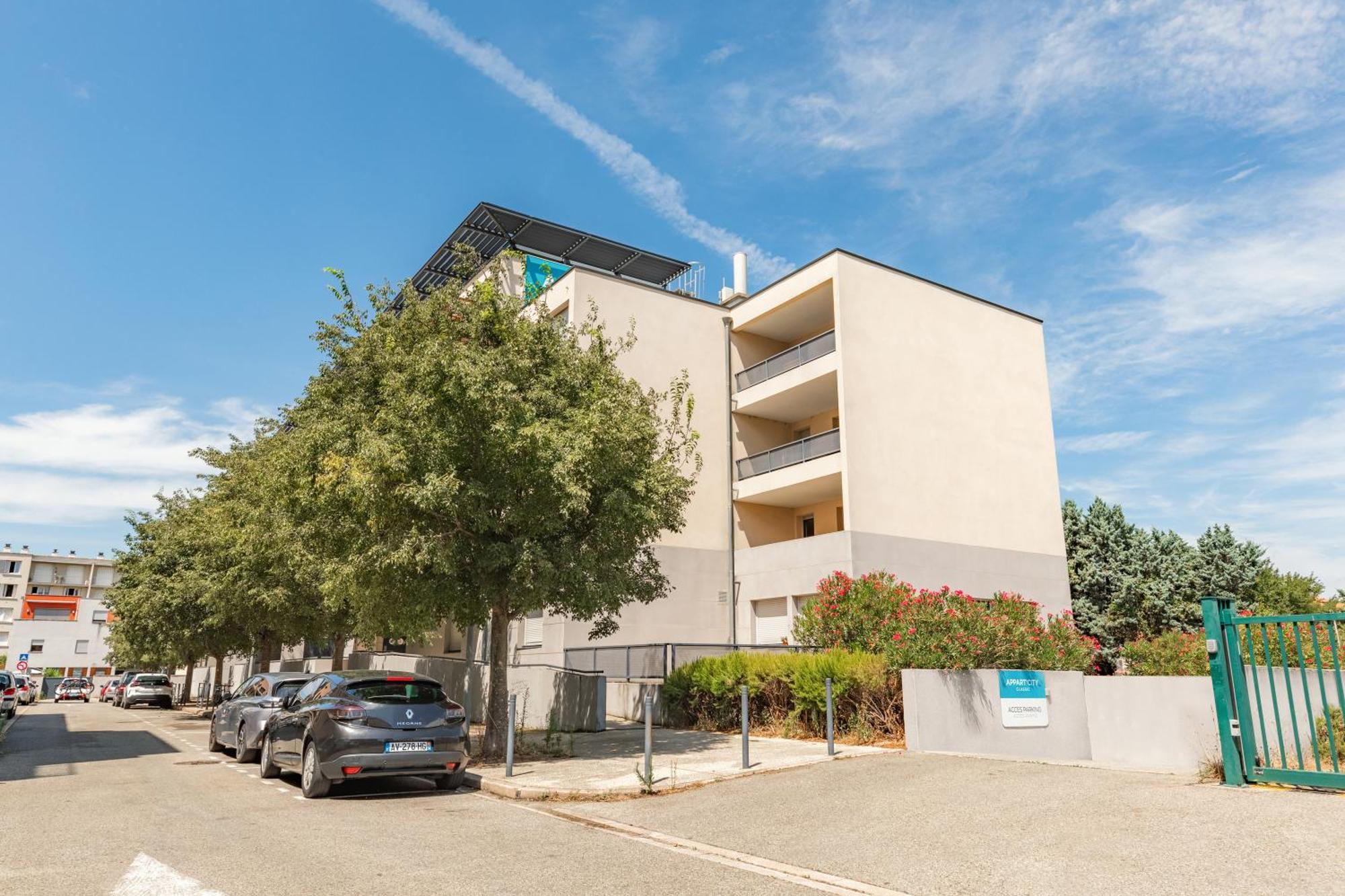 Appart'City Classic Montelimar Bagian luar foto